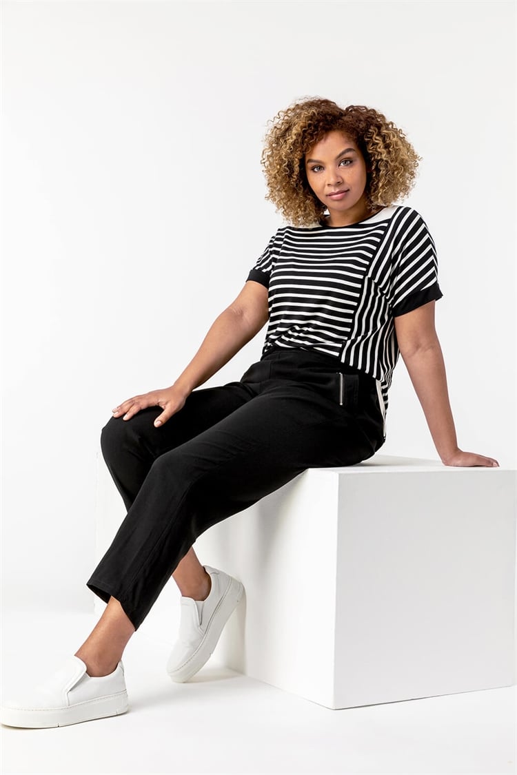 Plus Size in Size 28 Roman UK Plus Size in Size 28 Roman UK
