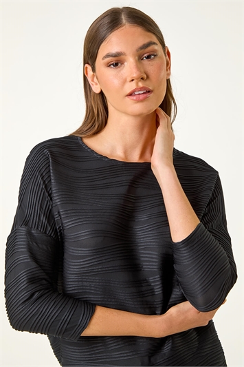 Wave Textured Stretch Top 19348208
