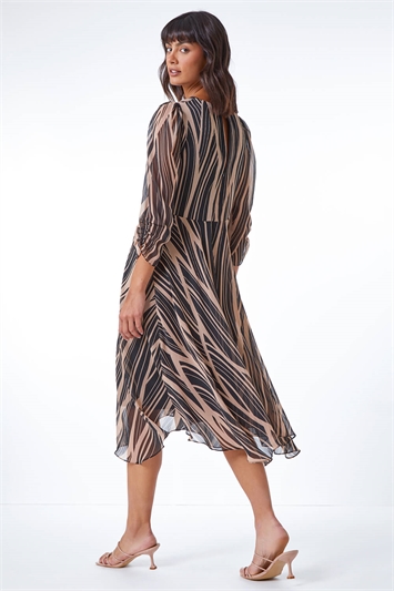 Abstract Chiffon Wrap Asymmetric Midi Dress 14296108