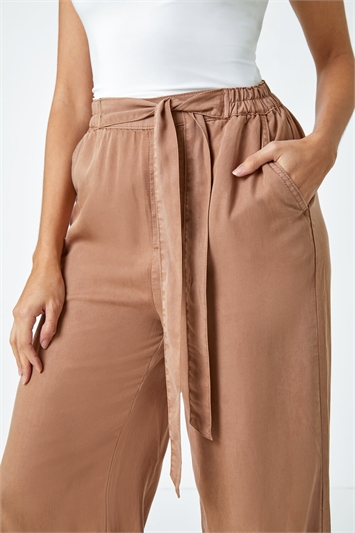 Elastic Tie Waist Pocket Shorts 18054789