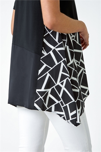 Abstract Print Panelled Stretch Top 19280308