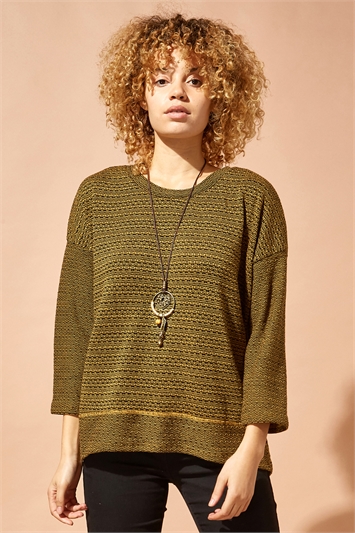 Textured Top with Necklace 19094701