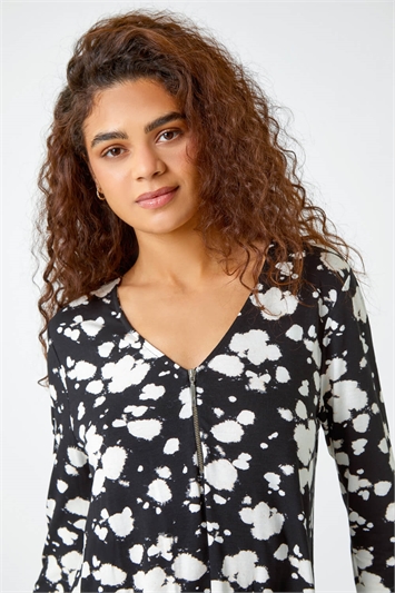 Abstract Print Zip Detail Stretch Top 19248908