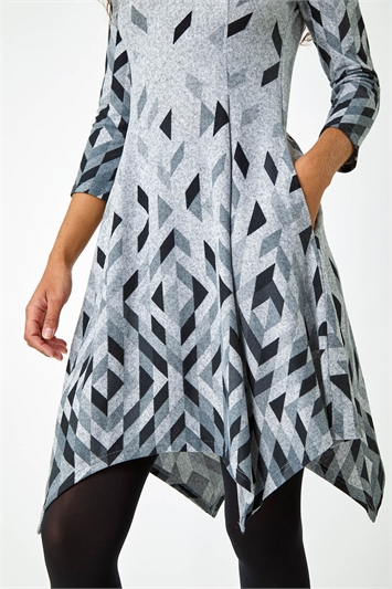 Geometric Print Panelled Stretch Dress 14440536