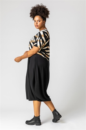 Curve Tiger Print Contrast Print Jersey Dress 14165216