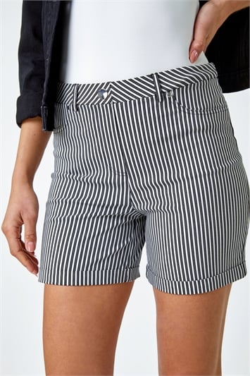 Stripe Turn Up Elastic Waist Stretch Shorts 18058608