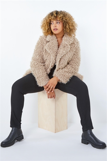 Curve Fluffy Textured Coat 12020006