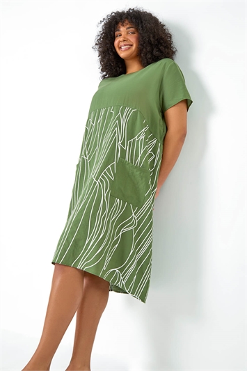 Curve Contrast Print Pocket T-Shirt Dress 14524140