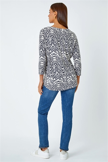 Soft Touch Animal Stretch Top 19279236