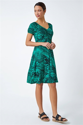 Leaf Print Stretch Ruched Dress 14520334
