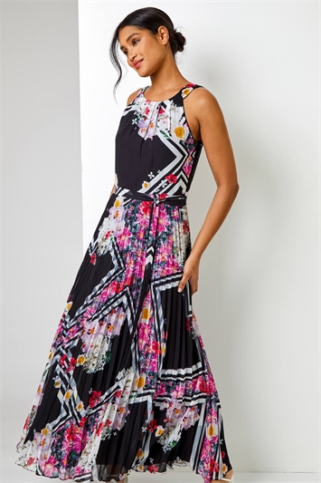 Floral Border Print Pleated Maxi Dress 14278708