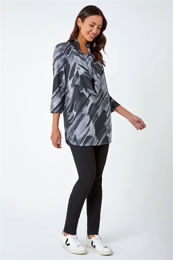Abstract Print Pocket Tunic Top with Snood 19251318