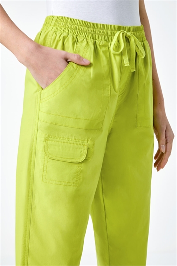 Cotton Elastic Waist Cropped Cargo Trousers 18059049