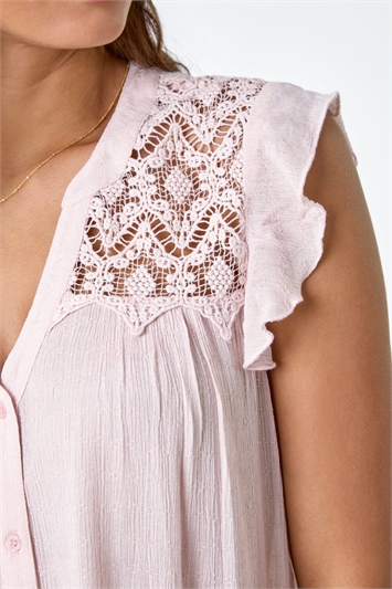 Sleeveless Lace Detail Blouse 10111346