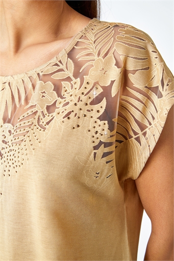 Embellished Palm Print Cut Out T-Shirt 19214520