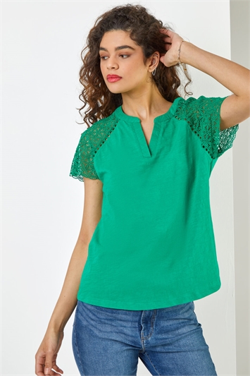 Embroidered Sleeve V-Neck Jersey T-Shirt 19155234