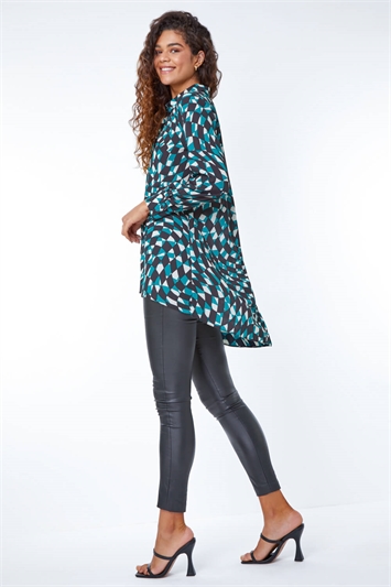 Abstract Print Dropped Hem Blouse 10027834