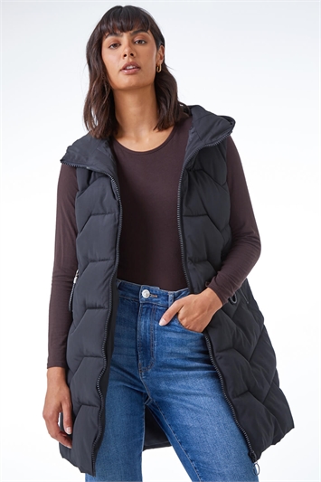 Geometric Quilted Hooded Gilet 12019508