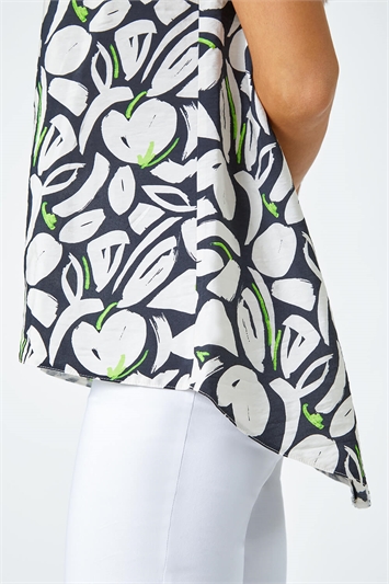 Sleeveless Abstract Print Pleated Top 20155108