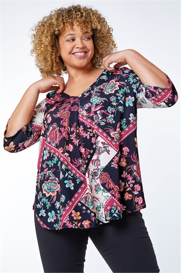Red Curve Tile Print Tunic Top