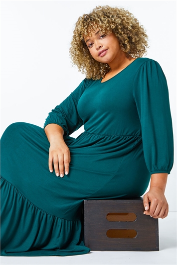 Curve Tiered Midi Stretch Dressand this?
