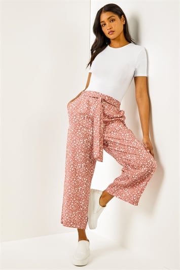 Red Ditsy Floral Elastic Tie Waist Cropped Culottes