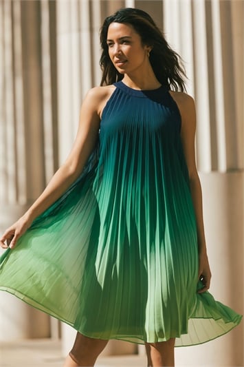 Blue Ombre Halter Neck Pleated Swing Dress