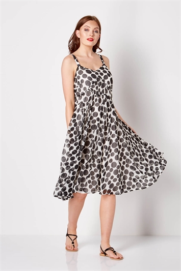 roman dress shop sale