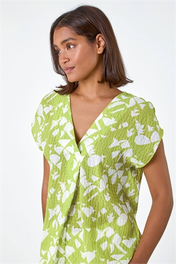 Green Geometric Crinkle Textured  V-Neck Top