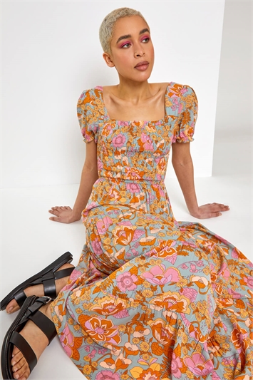 Retro Floral Print Tiered Maxi Dressand this?
