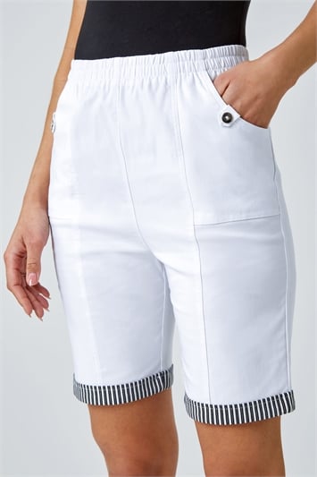 White Contrast Detail Elastic Waist Stretch Shorts