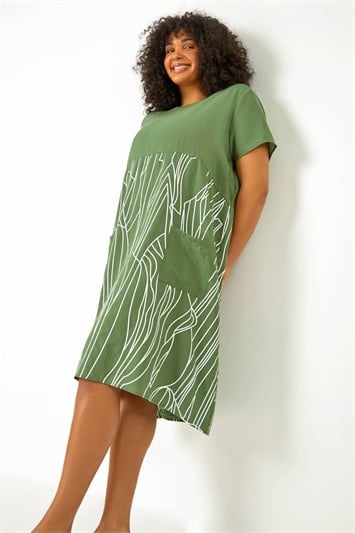 Brown Curve Contrast Print Pocket T-Shirt Dress