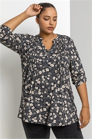 Stone Curve Floral Pintuck Blouse