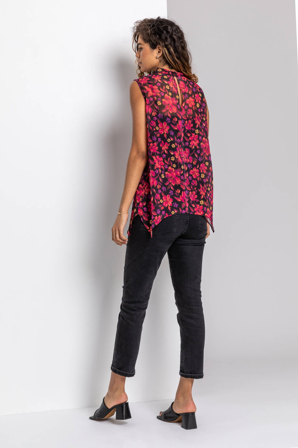 Red Floral Print Keyhole Top, Image 3 of 4