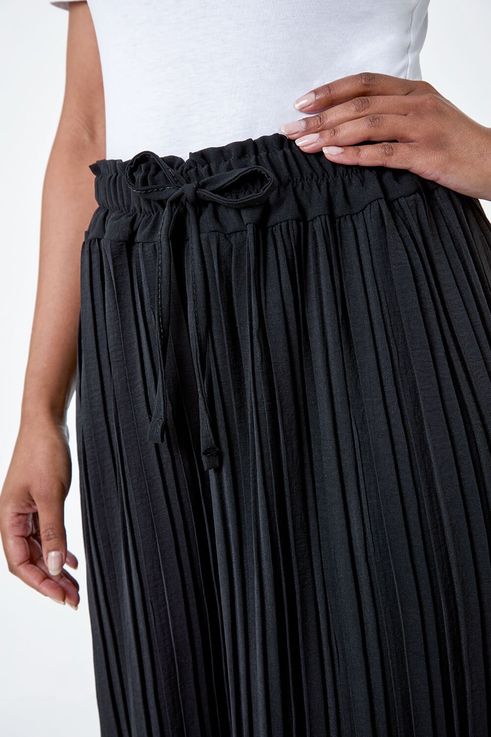 Black Petite Pleated Wide Leg Trousers, Image 5 of 5