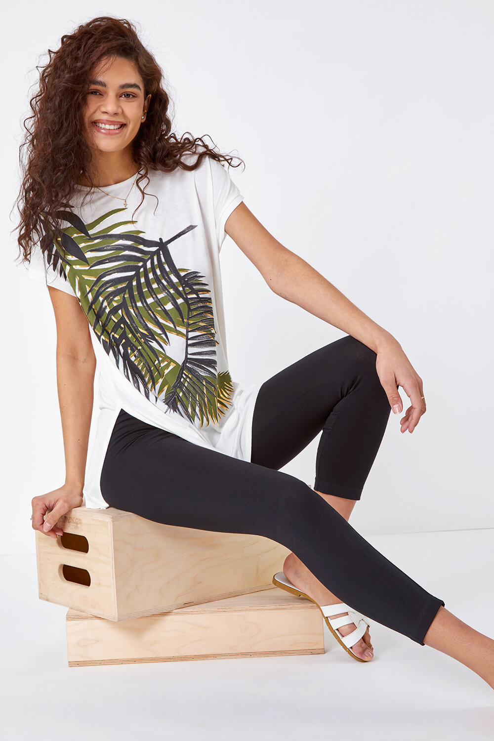 Women, T-Shirts - Women Camo Self Design Sports Slim Fit T-shirt 8131