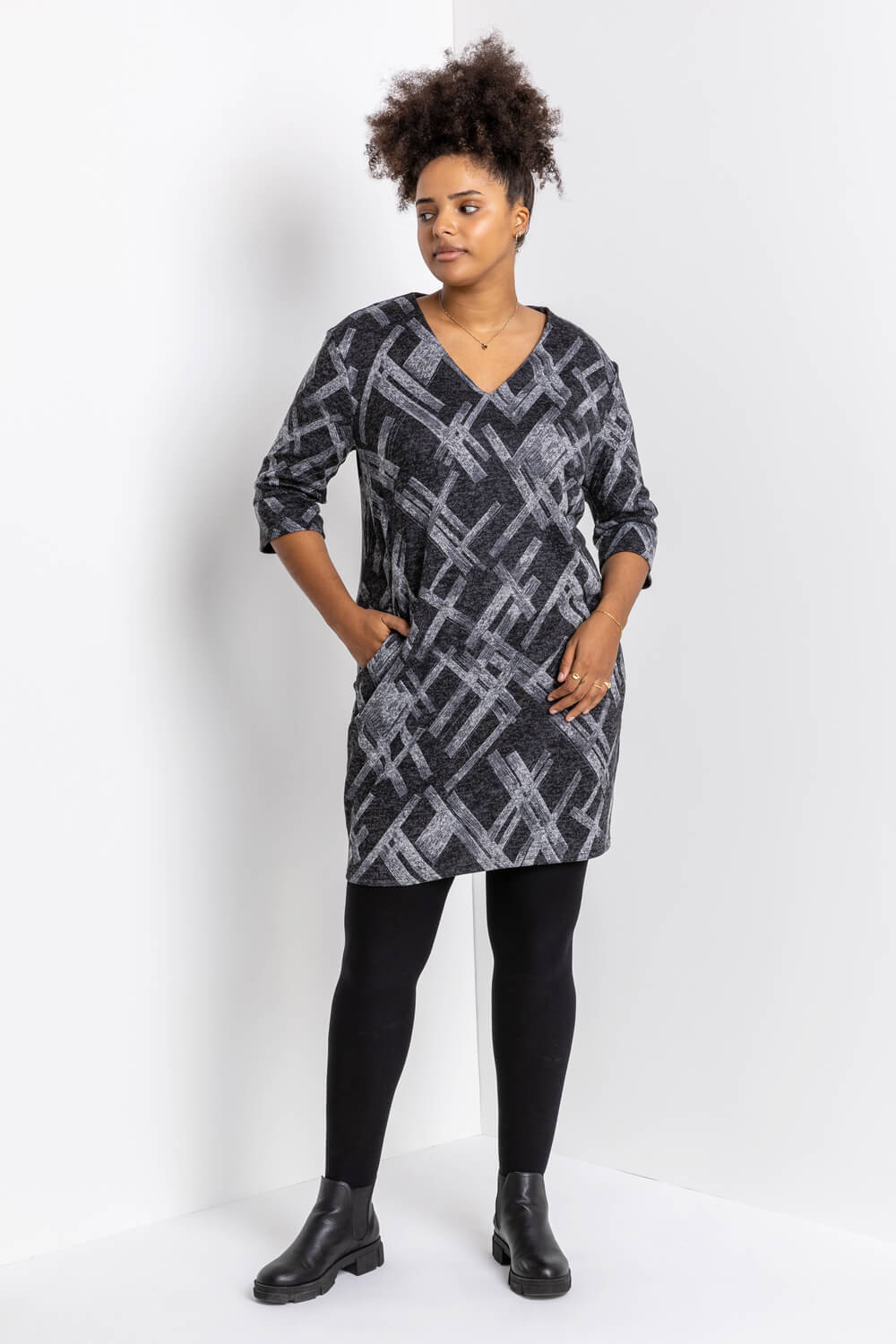 Dark Grey Curve Abstract Cross Print Dress, Image 3 of 4