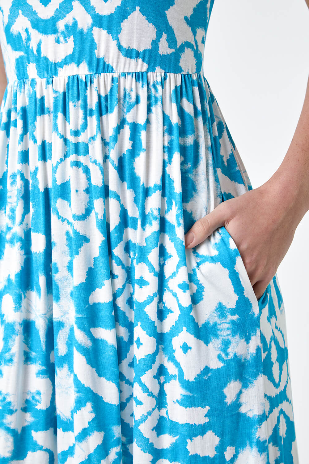 Turquoise Batik Print Stretch Jersey Pocket Dress, Image 5 of 5