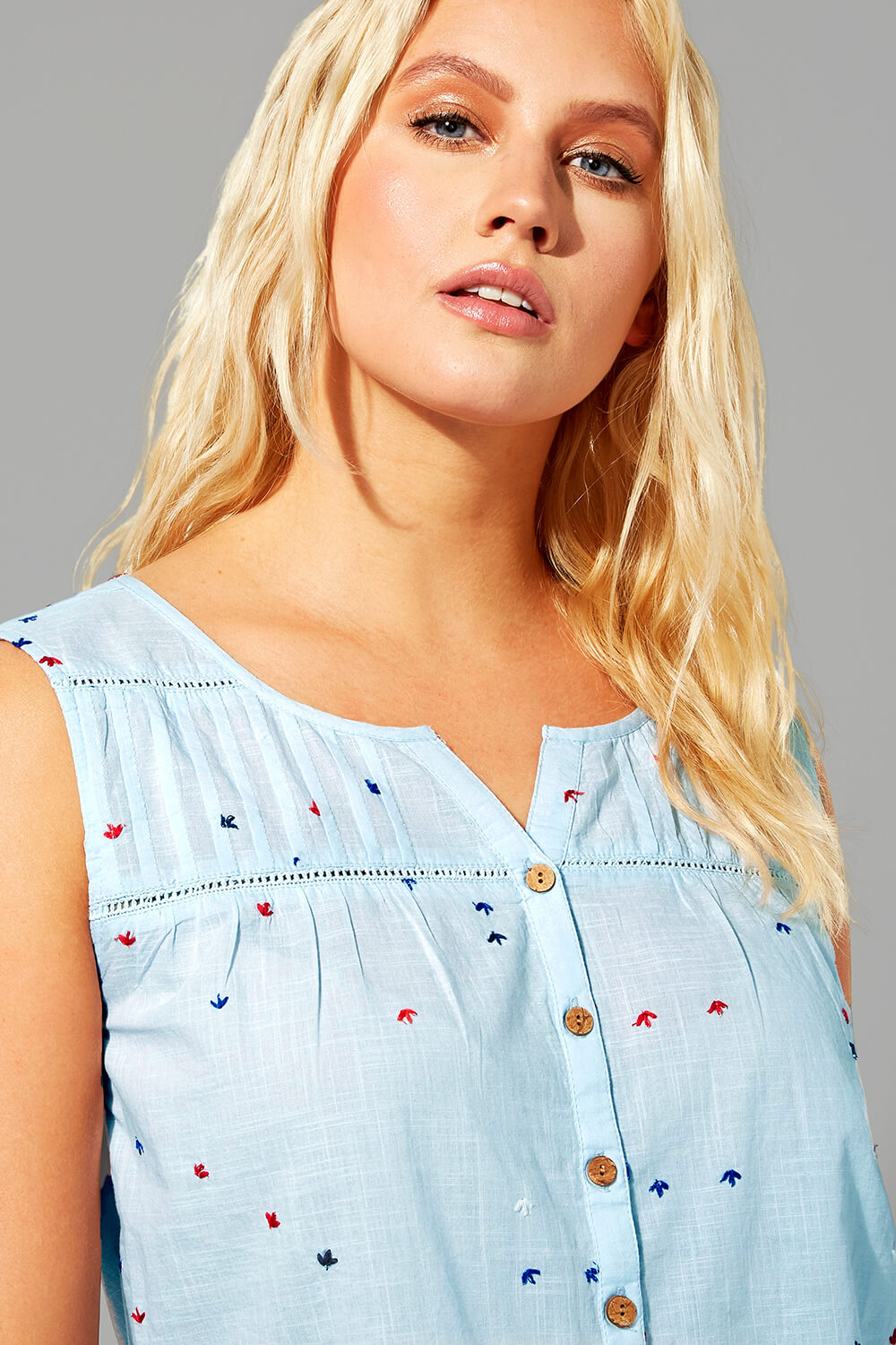 Light Blue  Embroidered Sleeveless Button Blouse, Image 4 of 4