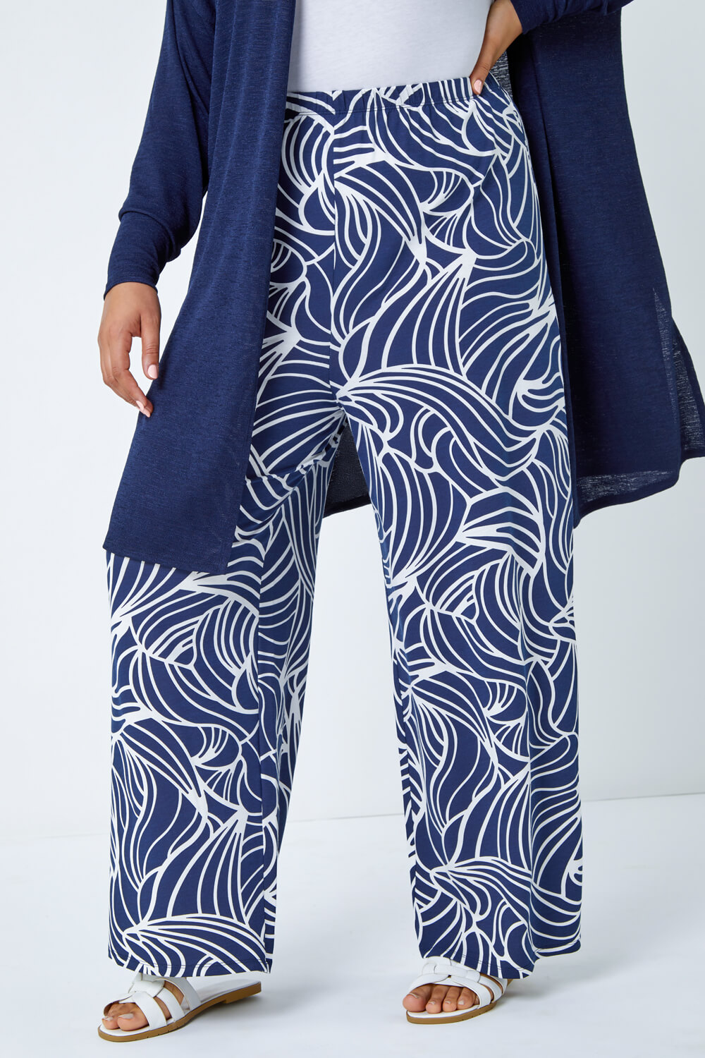 Navy  Curve Linear Print Palazzo Trousers , Image 3 of 5