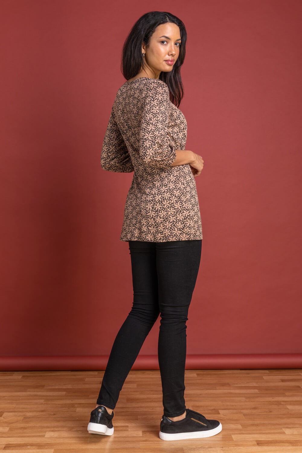 Camel  Floral Print 3/4 Sleeve Jersey Top, Image 2 of 5
