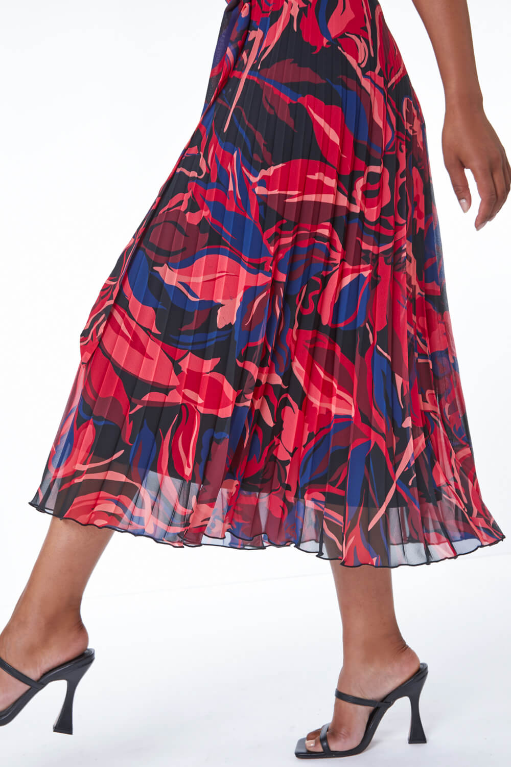 CORAL Petite Floral Pleated Midi Dress, Image 5 of 5