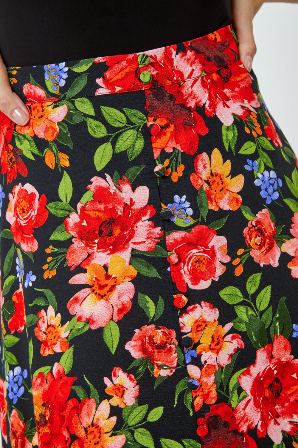 Red Floral Print Button Detail Maxi Skirt, Image 3 of 5