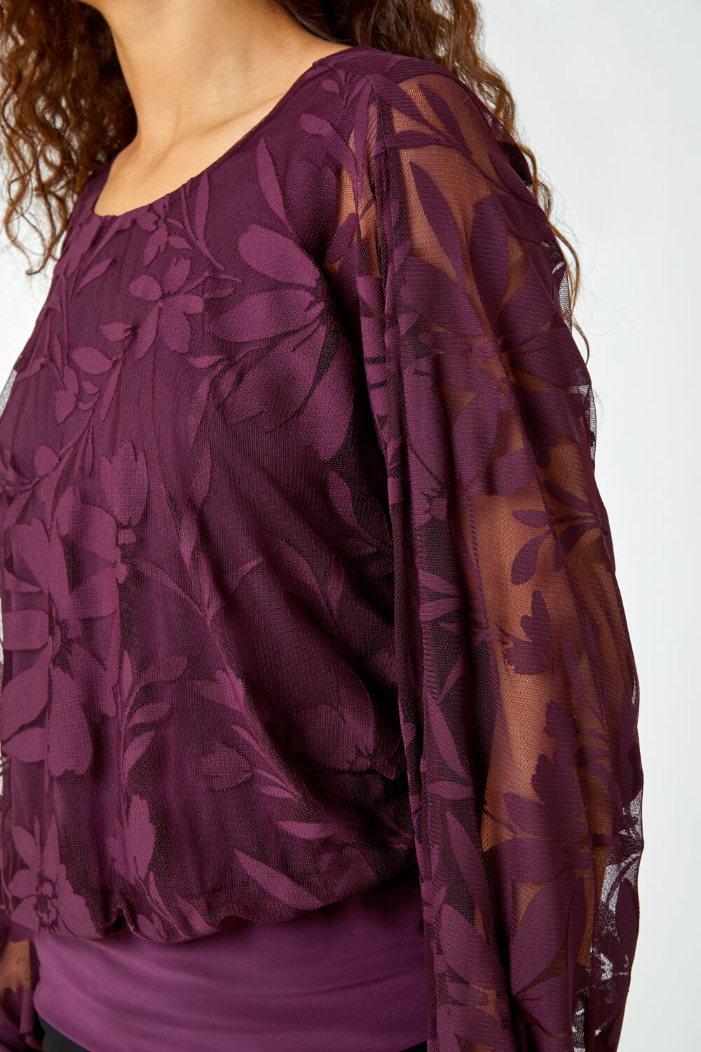 Plum Textured Floral Blouson Stretch Top, Image 5 of 5
