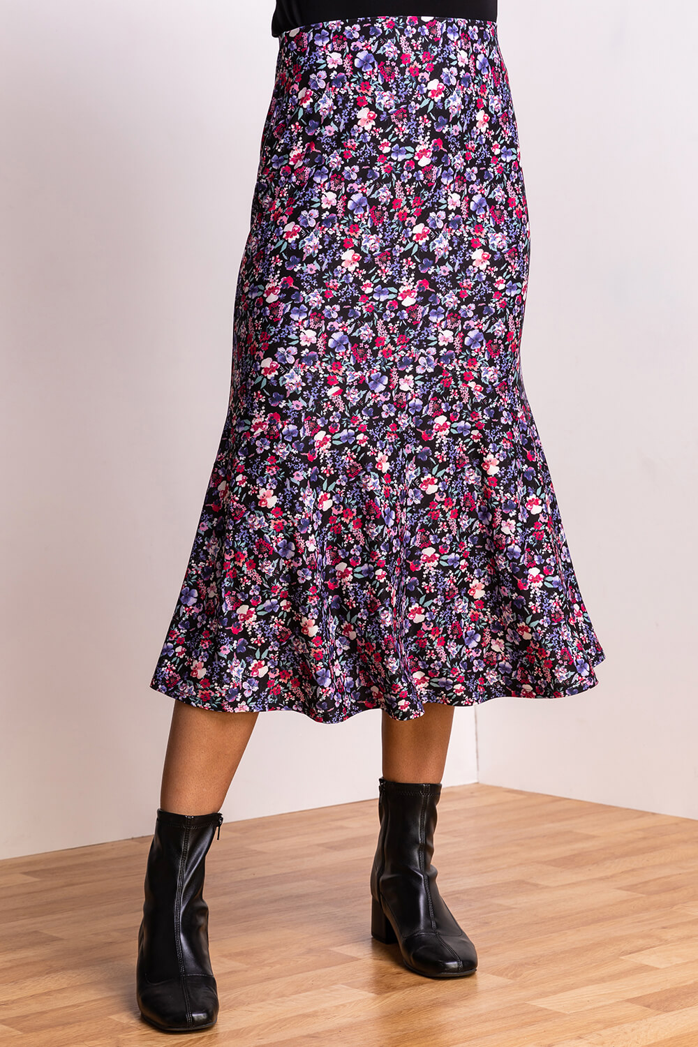 Floral Print Fluted Hem Midi Skirt