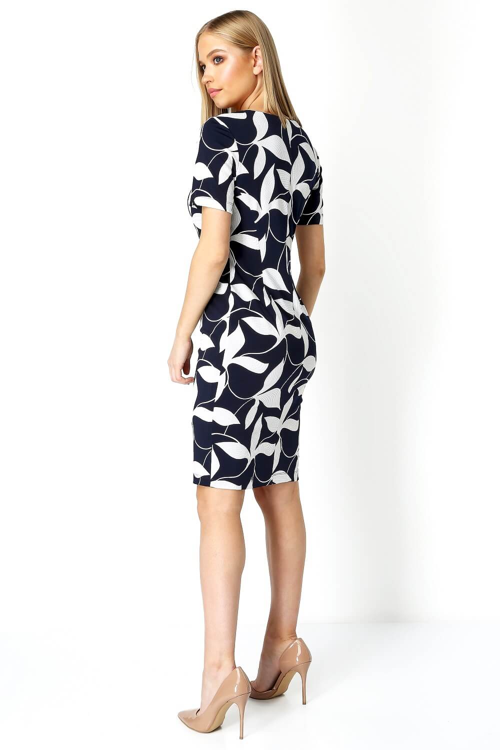  Abstract Leaf Textured Print Shift Dress, Image 3 of 5