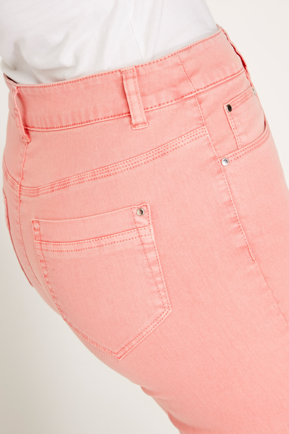 PINK Cropped Jean, Image 3 of 4