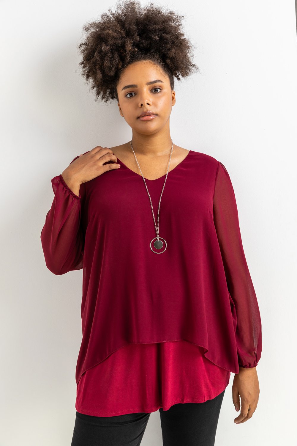 Curve Chiffon Top With Necklace