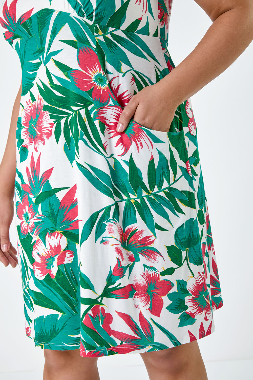 Green Curve Tropical Pocket Stretch Dress, Image 5 of 5