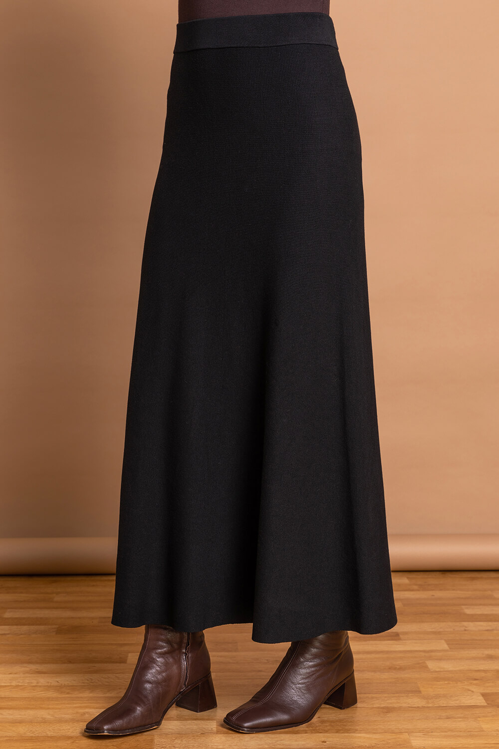 Black Plain Knitted Midi Skirt | Roman UK